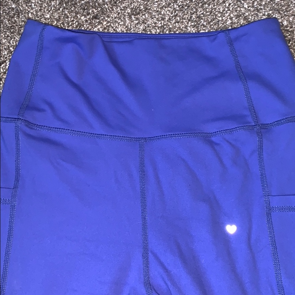 Love fitness leggings brand is from hawaii